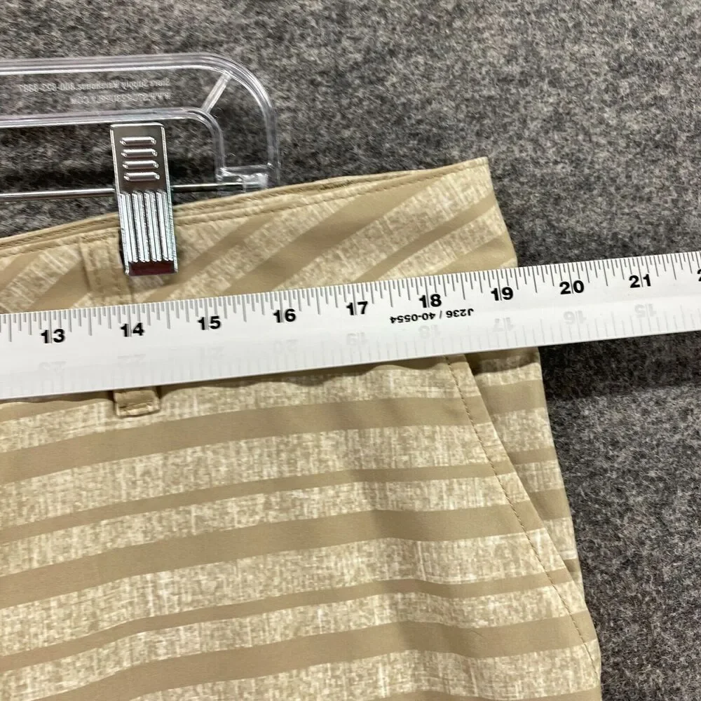 Unbranded Shorts Men 30 Beige Striped Mid Rise Flat Front Chino Pockets Regular